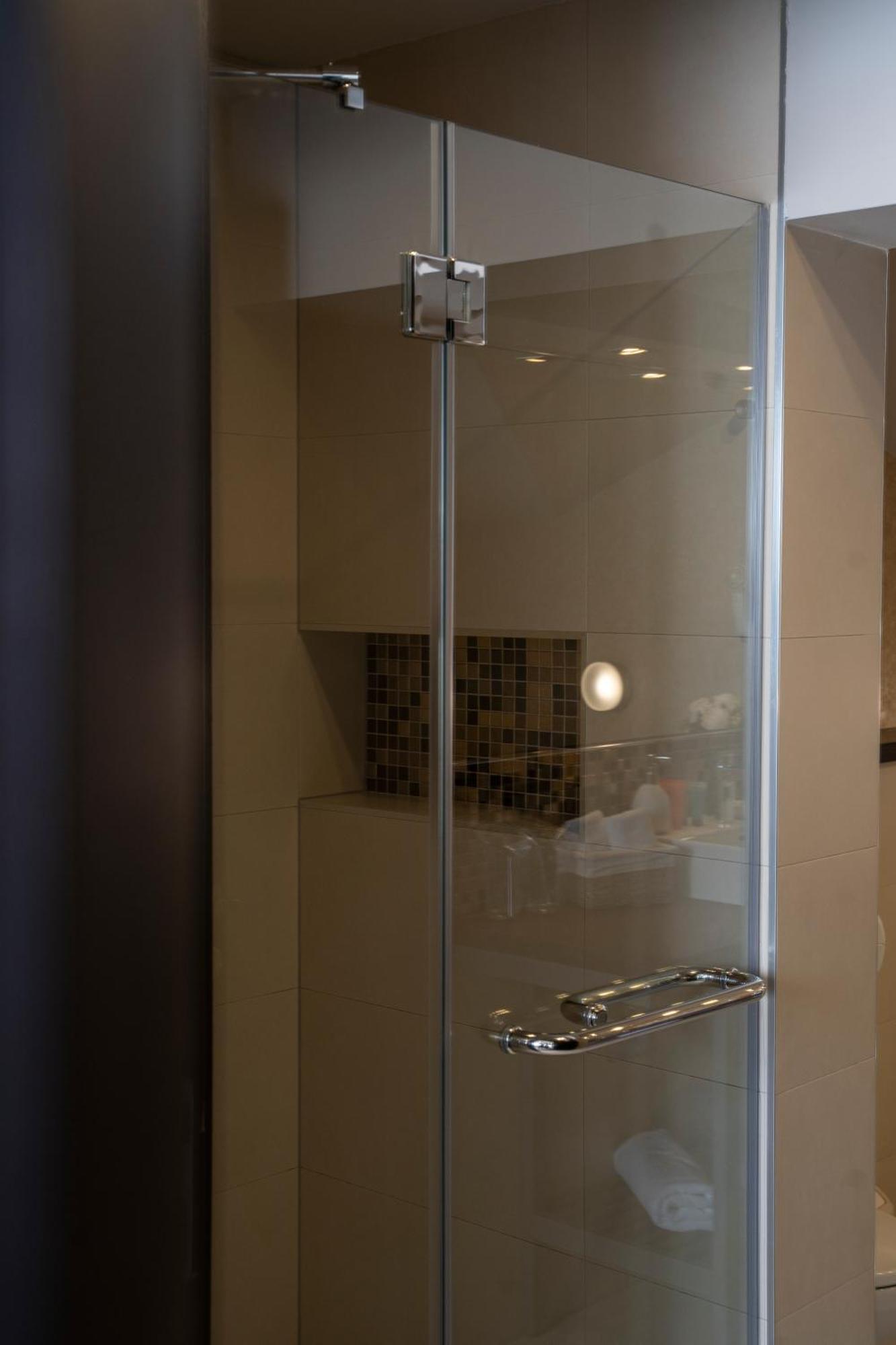 Akacija Luxury Suites Beograd Værelse billede